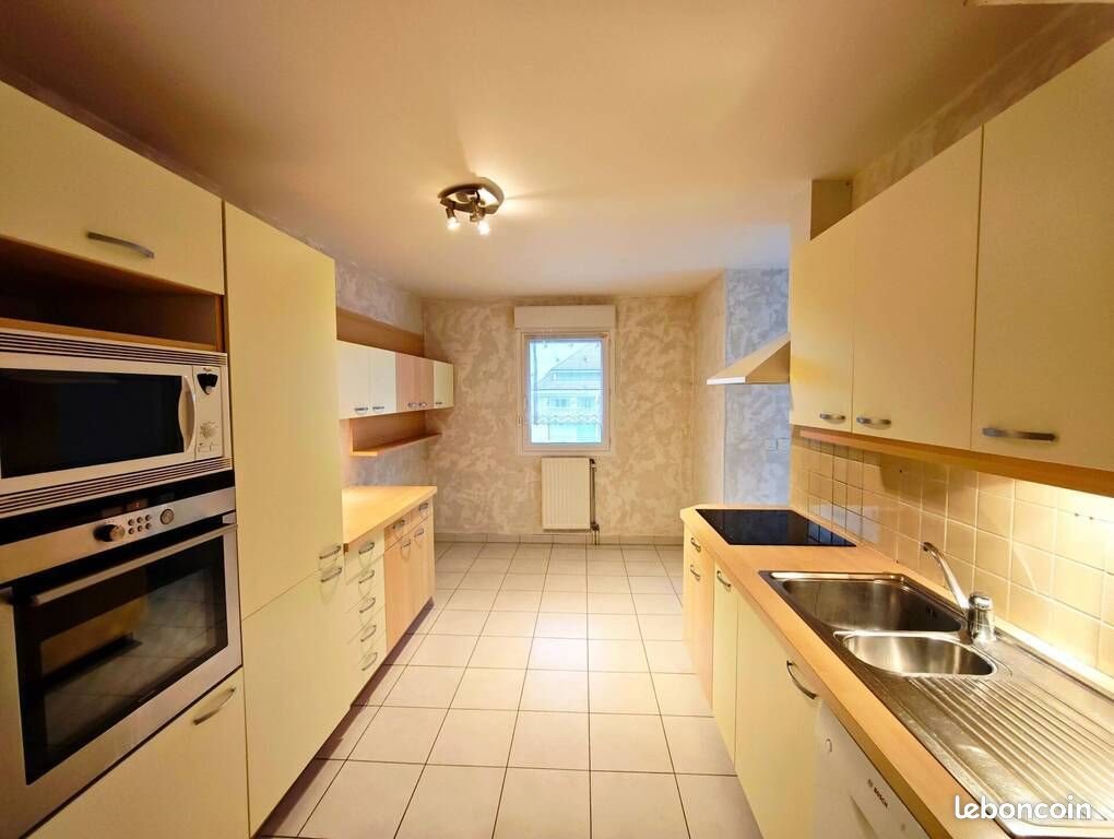 Appartement à louer, 69m², Saint-Jorioz