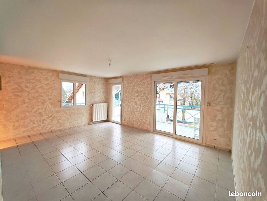 Appartement à louer, 69m², Saint-Jorioz