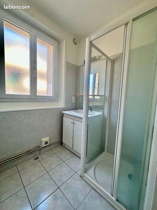 Appartement à louer, 49m², Brive-la-Gaillarde