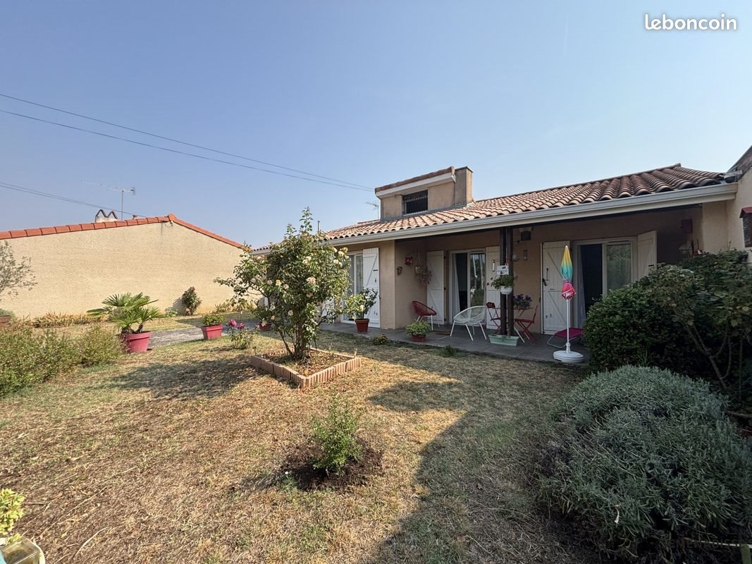 Maison à vendre, 98m², Frouzins