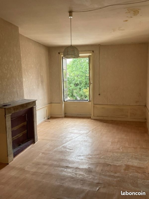 Maison à vendre, 120m², Mur-sur-Allier
