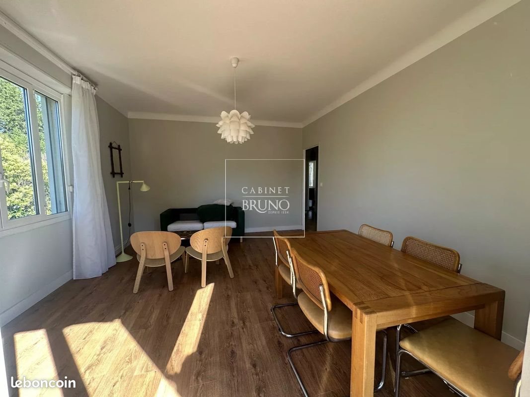Appartement à louer, 84m², Cannes
