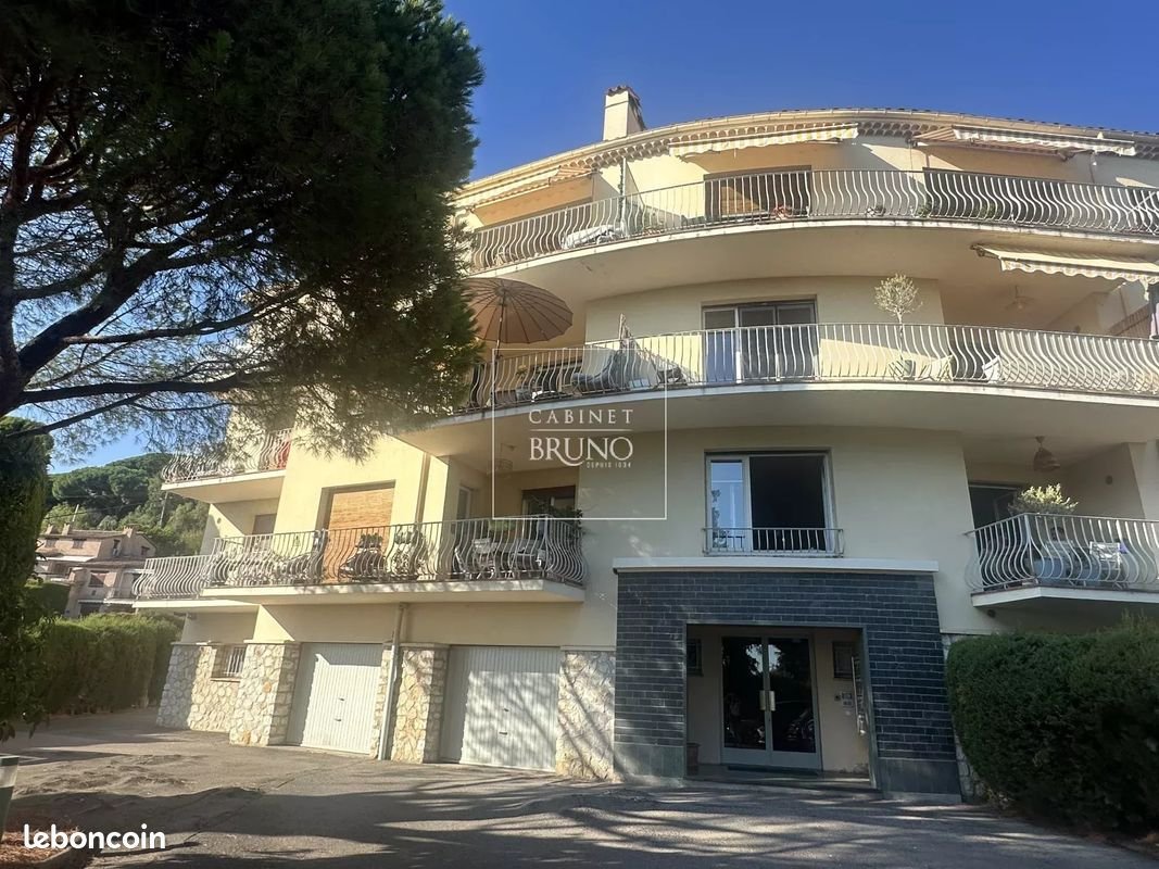 Appartement à louer, 83m², Cannes