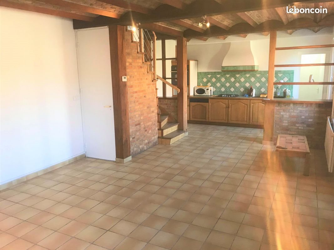 Maison à louer, 65m², Quarouble