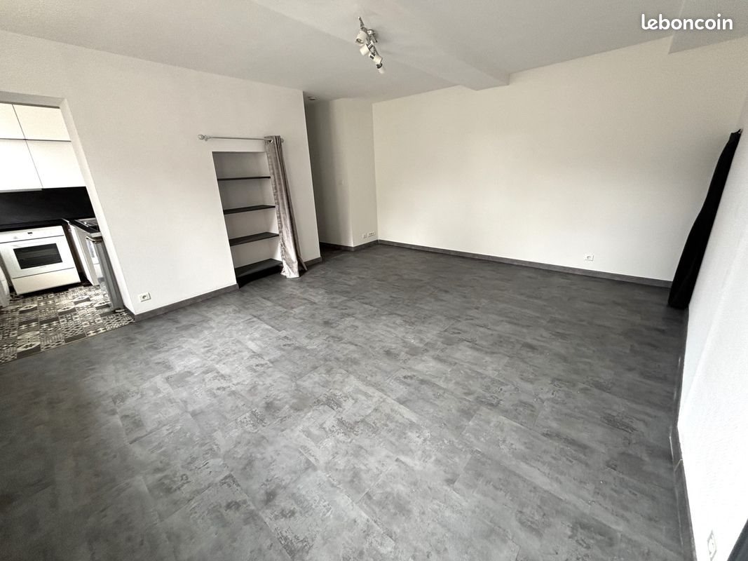 Appartement à louer, 42m², Saint-Amand-les-Eaux