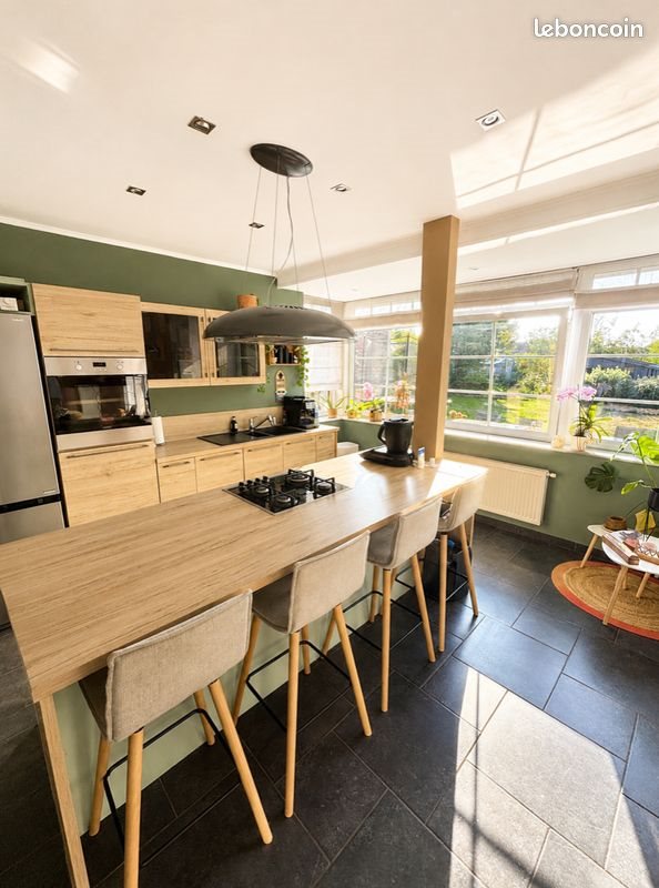 Maison à vendre, 240m², Château-l'Abbaye