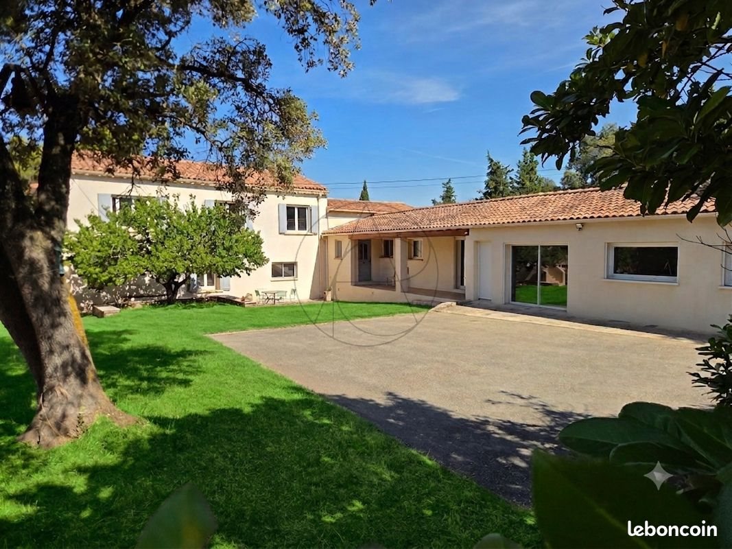 Maison à vendre, 233m², Saint-Chamas