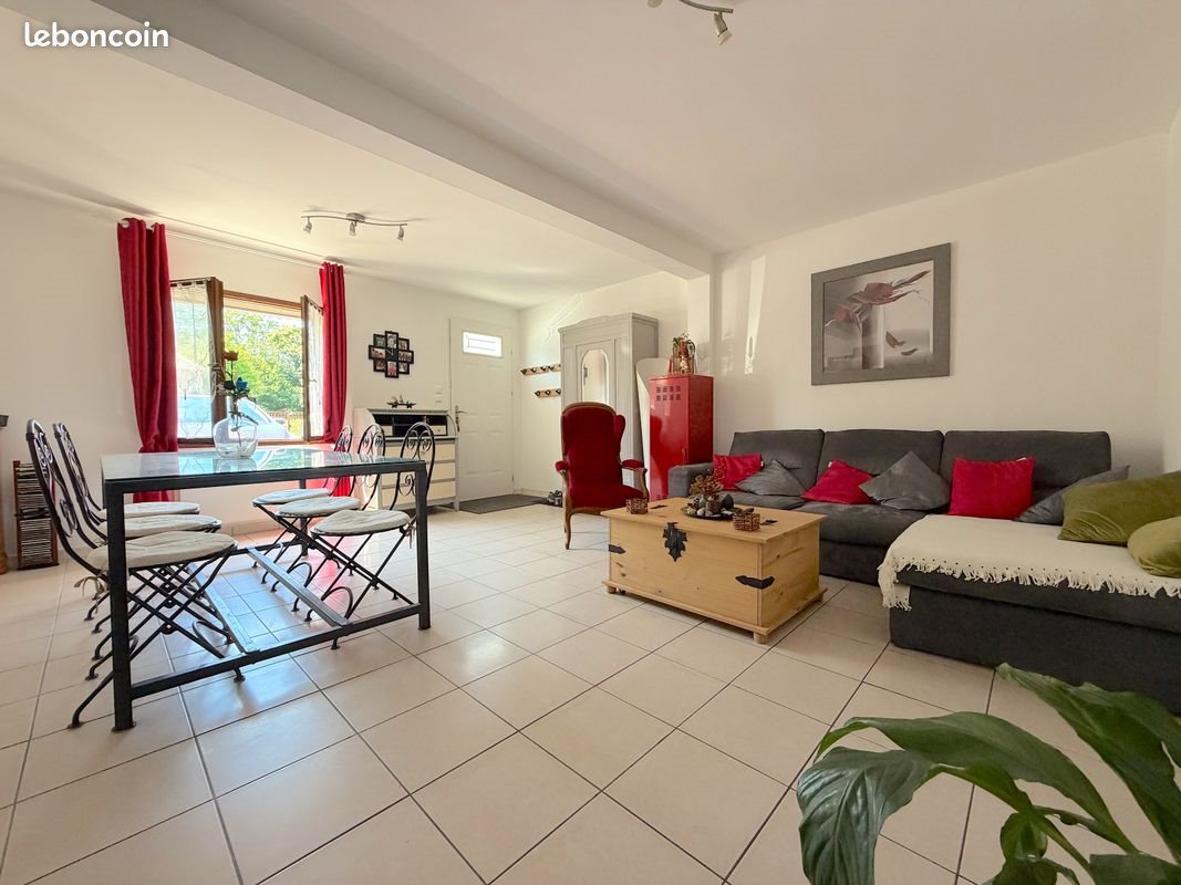 Maison à vendre, 74m², Avensan
