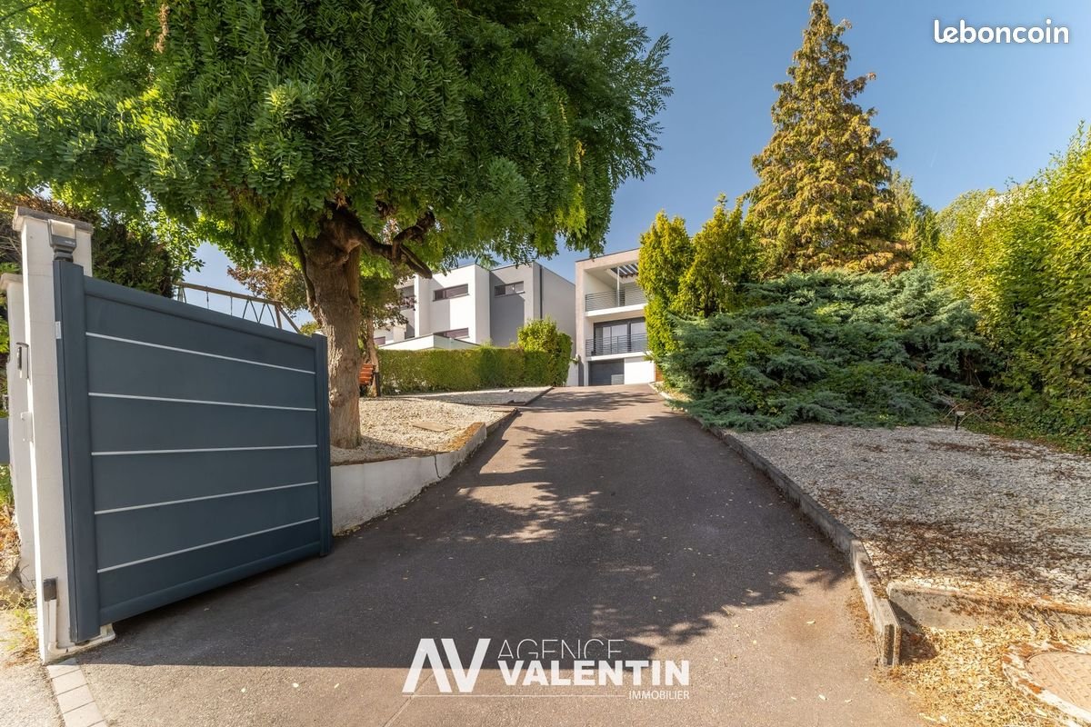 Maison à vendre, 190m², Scy-Chazelles