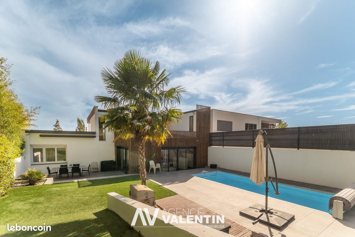 Maison à vendre, 190m², Scy-Chazelles