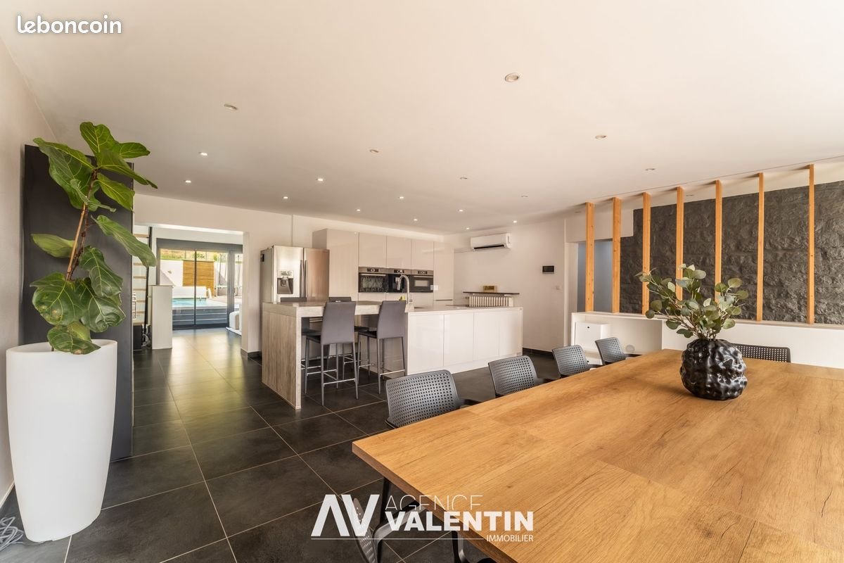 Maison à vendre, 190m², Scy-Chazelles