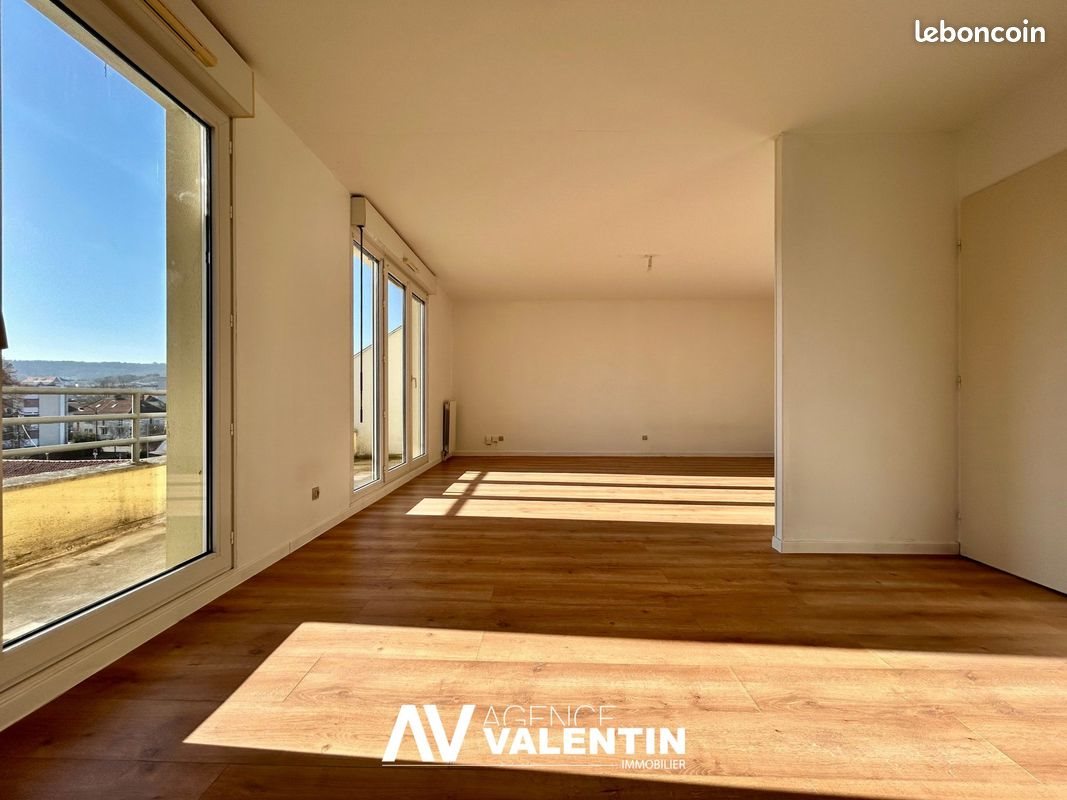 Appartement à louer, 97m², Metz