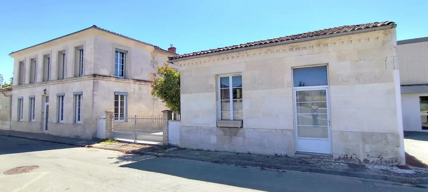Maison à vendre, 230m², Chenac-Saint-Seurin-d'Uzet
