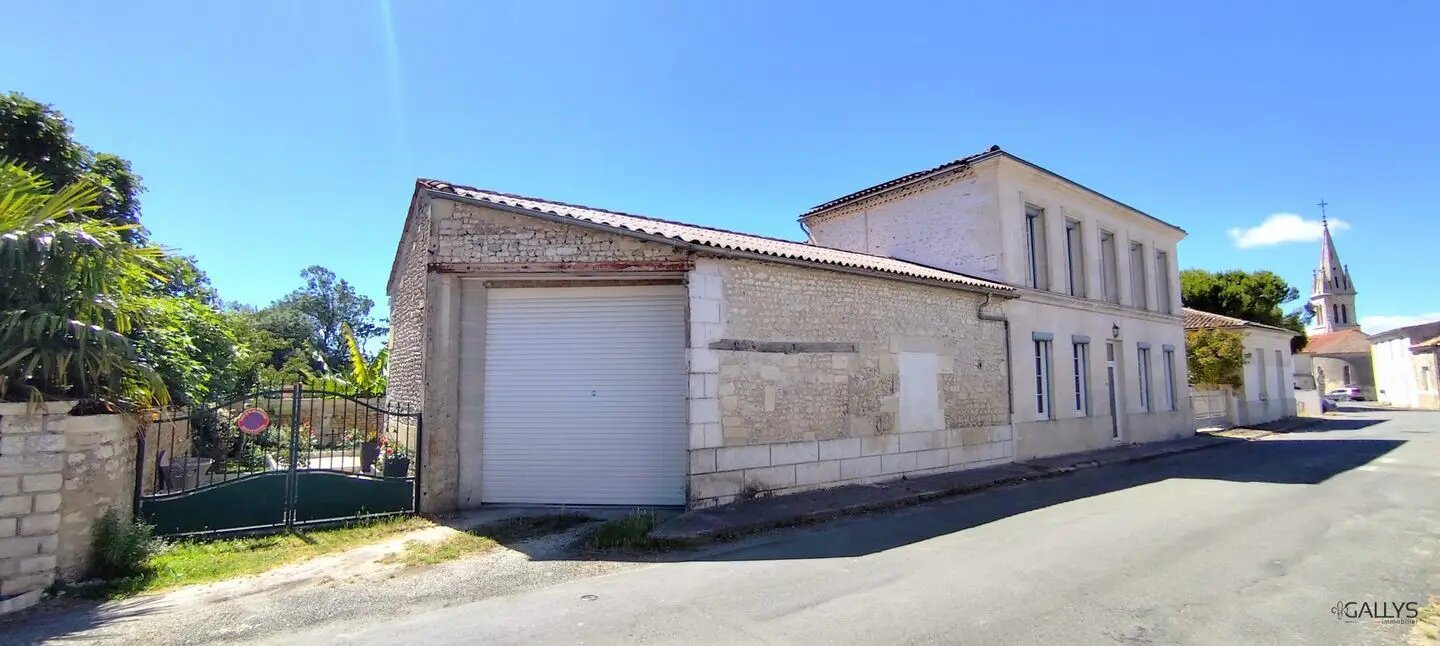 Maison à vendre, 230m², Chenac-Saint-Seurin-d'Uzet