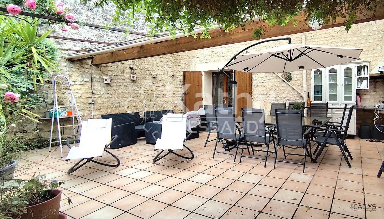 Maison à vendre, 220m², Saint-Quantin-de-Rançanne