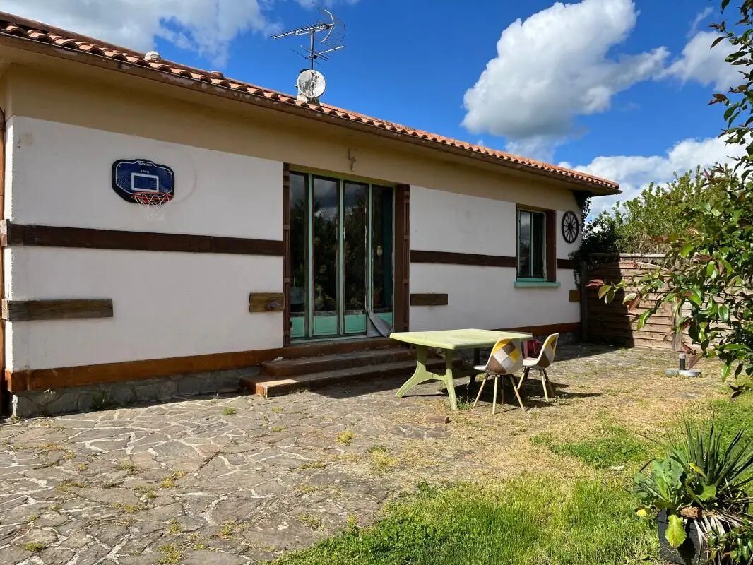 Maison à vendre, 81m², Chassenon