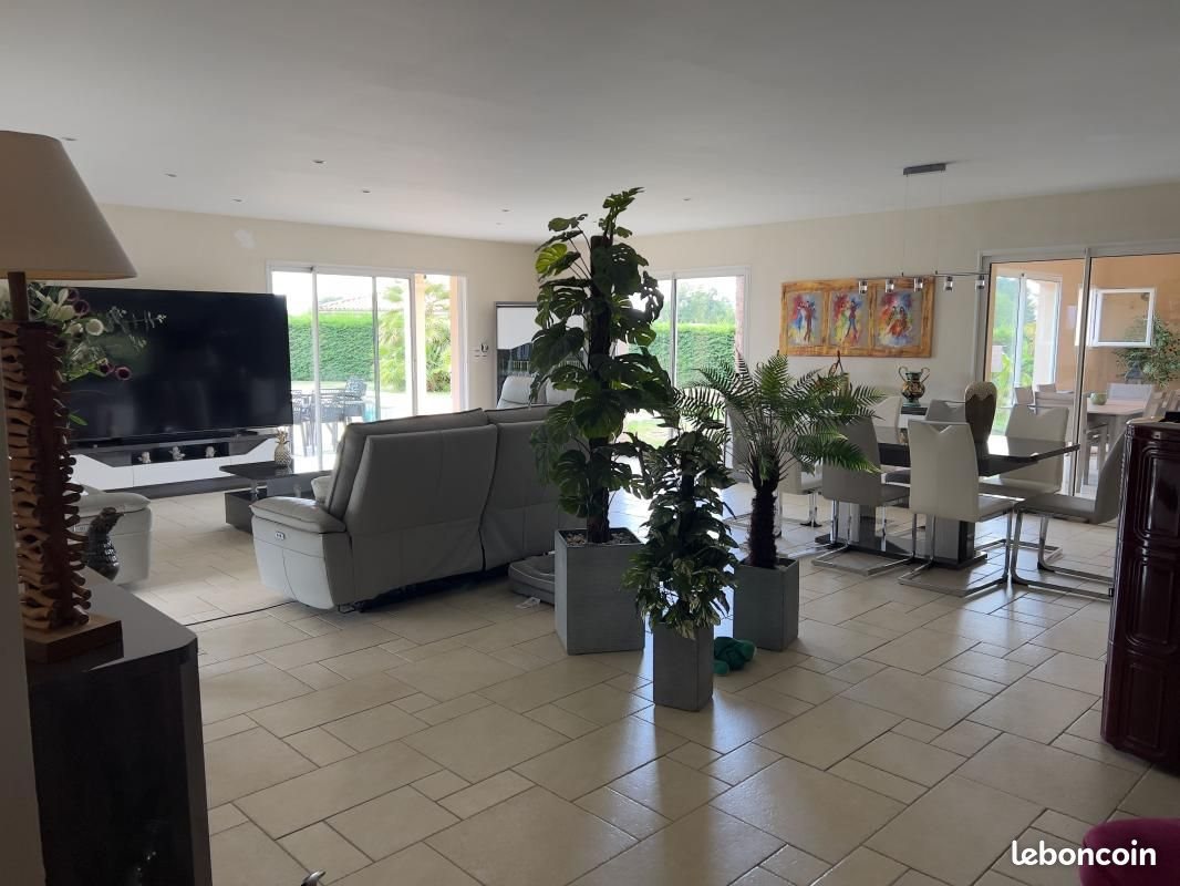 Maison à vendre, 234m², Brigueuil