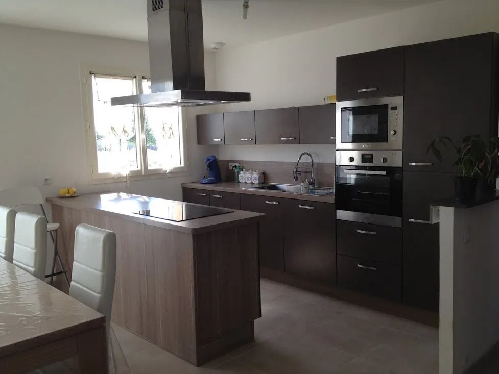 Maison à louer, 79m², Teuillac