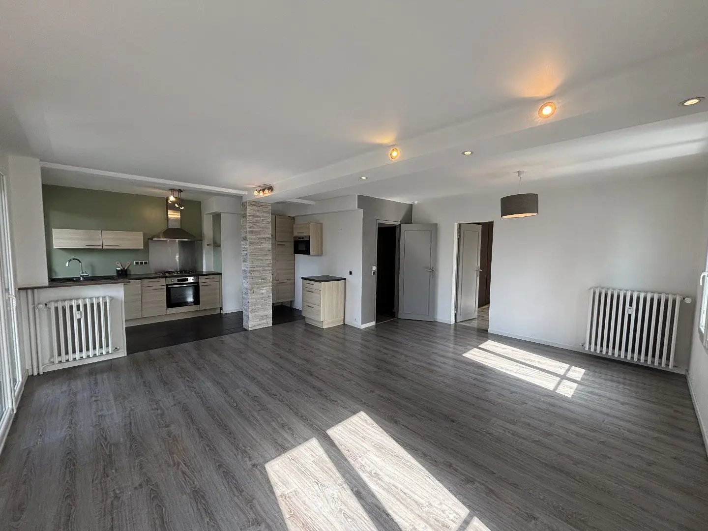 Appartement à louer, 84m², Billère