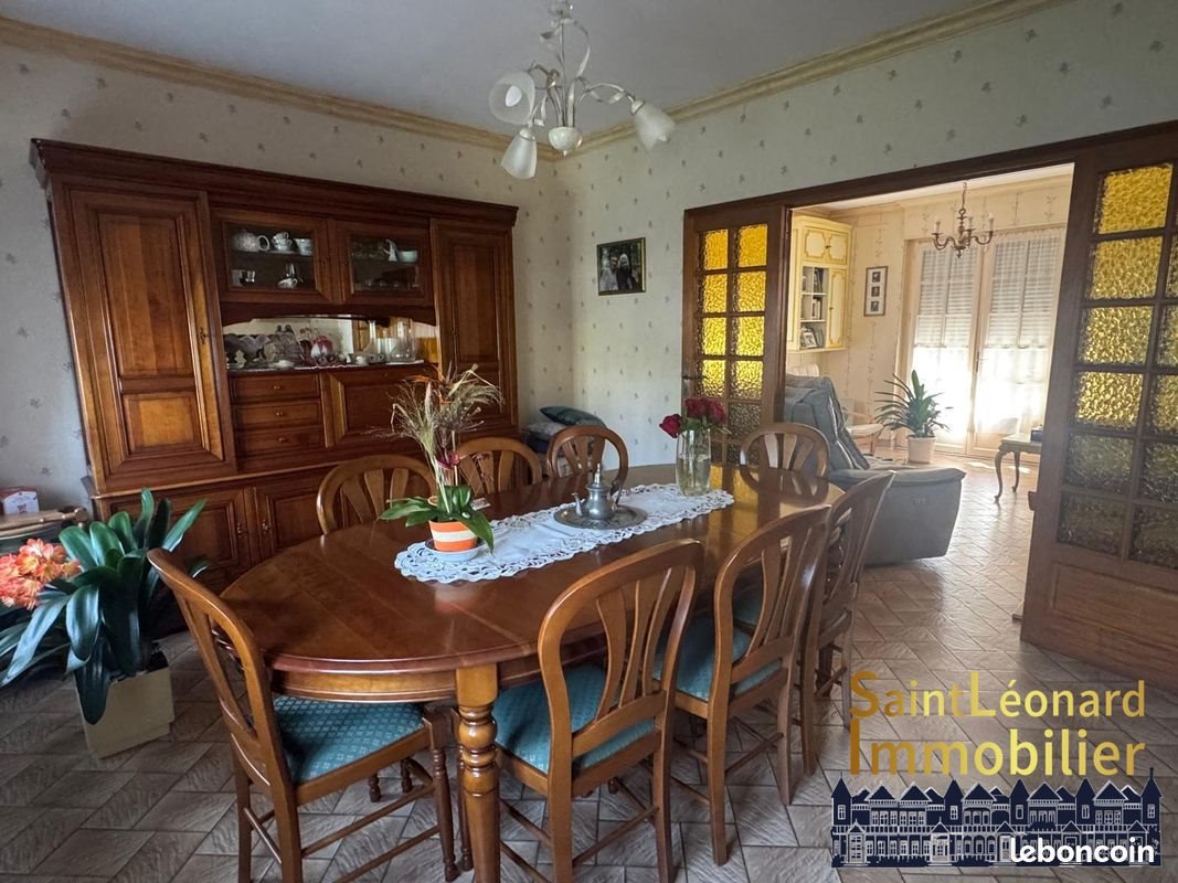 Maison à vendre, 165m², La Bazouge-du-Désert