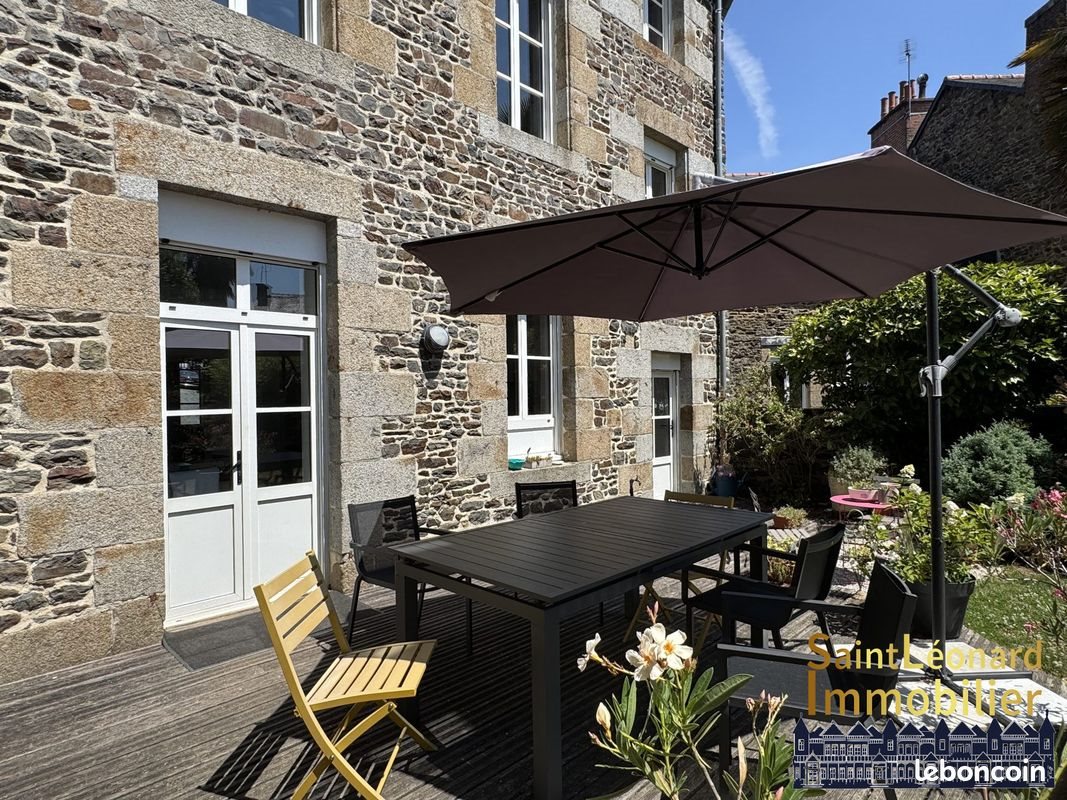 Maison à vendre, 223m², Fougères