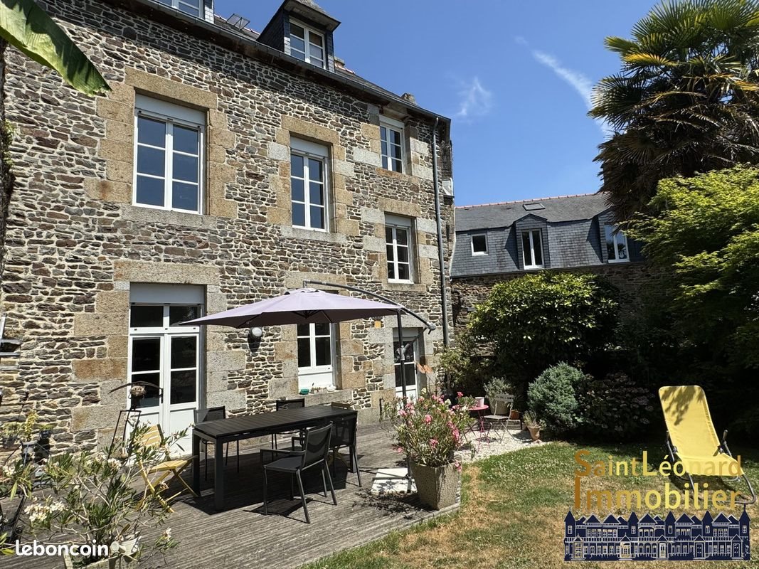 Maison à vendre, 223m², Fougères