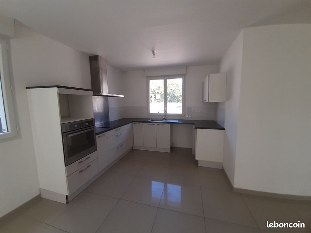 Maison à louer, 128m², Treillières