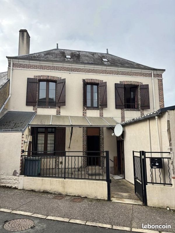 Maison à vendre, 85m², Bessé-sur-Braye