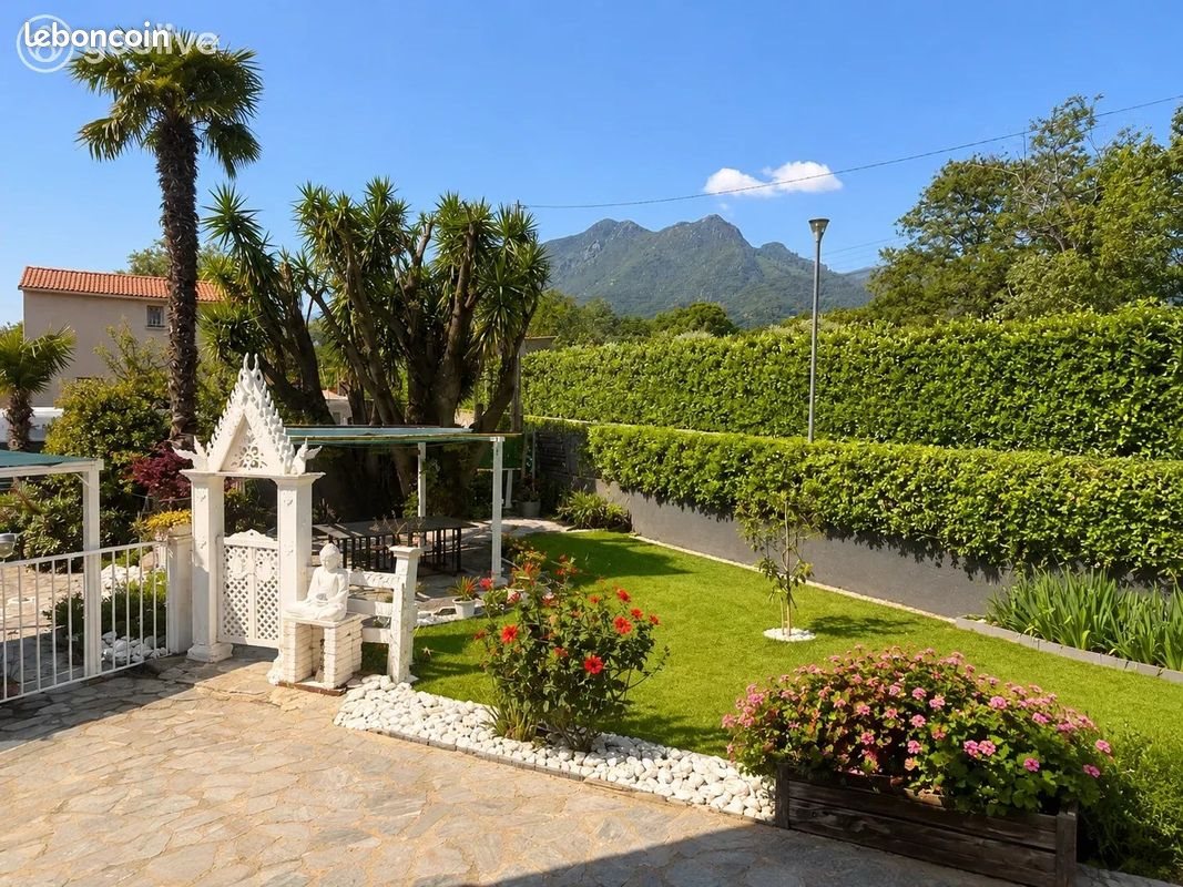 Maison à vendre, 170m², Santa-Lucia-di-Moriani