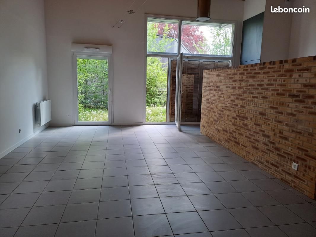 Maison à louer, 98m², Wassy