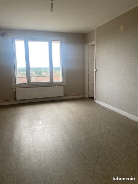 Appartement à louer, 70m², Chalindrey