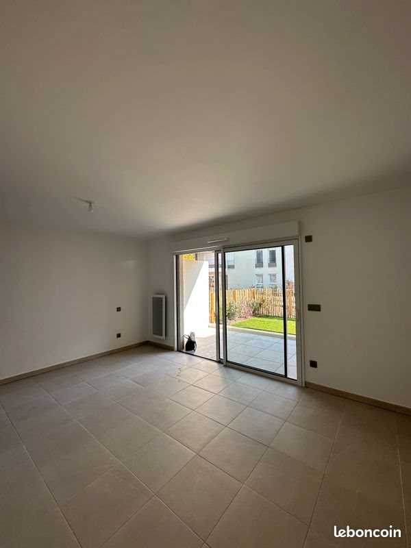 Appartement à louer, 30m², Fréjus