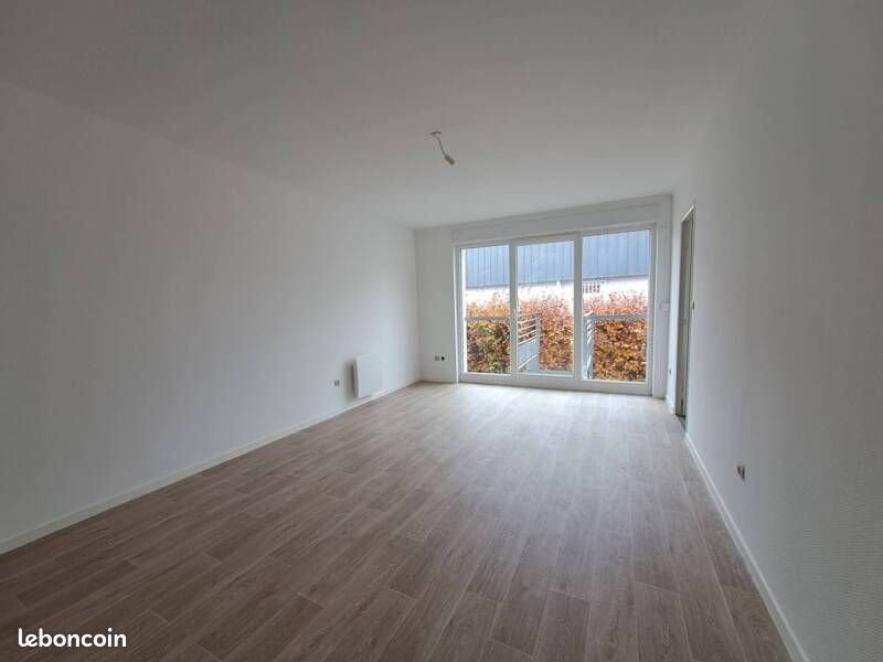 Appartement à louer, 76m², Falck