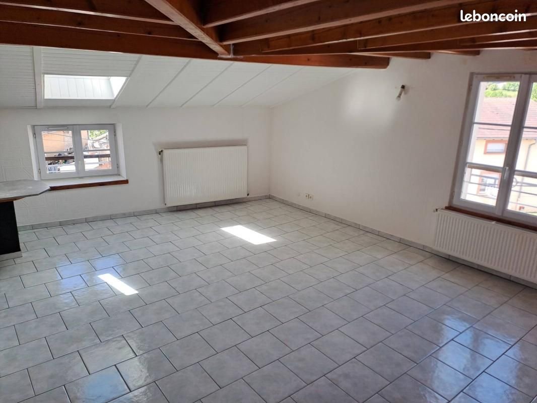 Appartement à louer, 84m², Créhange