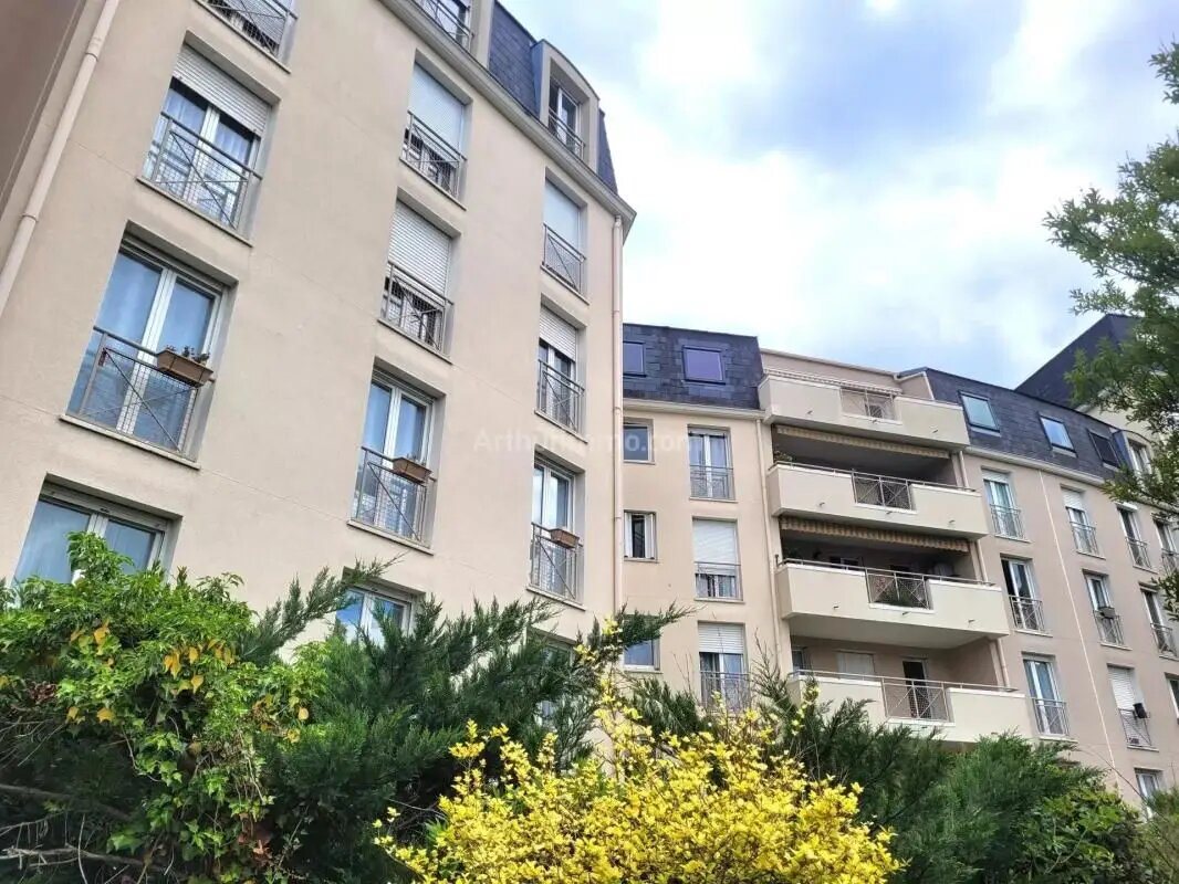 Appartement à louer, 74m², Clamart