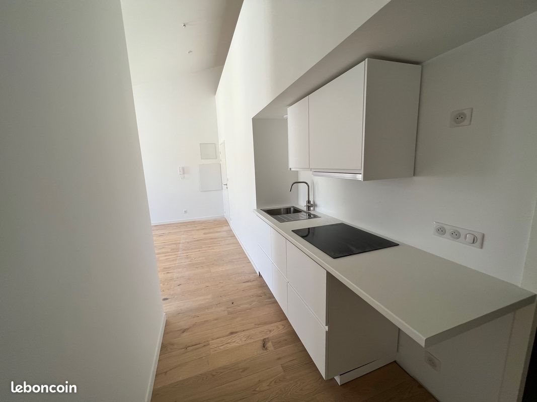 Appartement à louer, 43m², Bordeaux