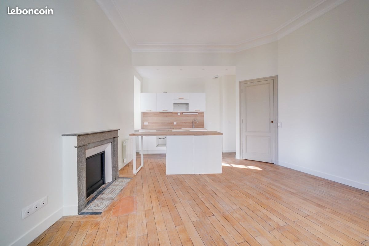 Appartement à louer, 81m², Bordeaux