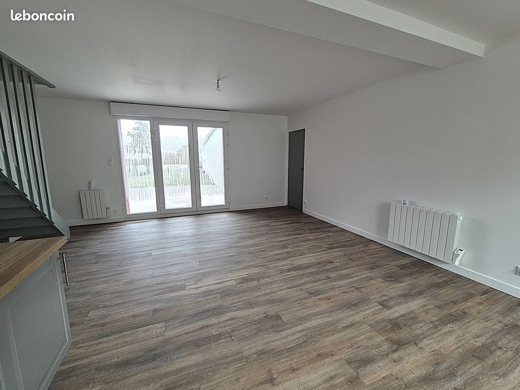 Maison à louer, 85m², Wallon-Cappel
