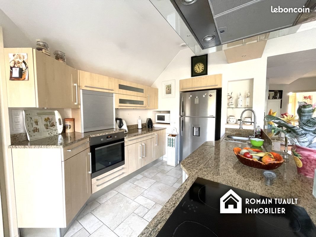 Maison à vendre, 270m², Craon