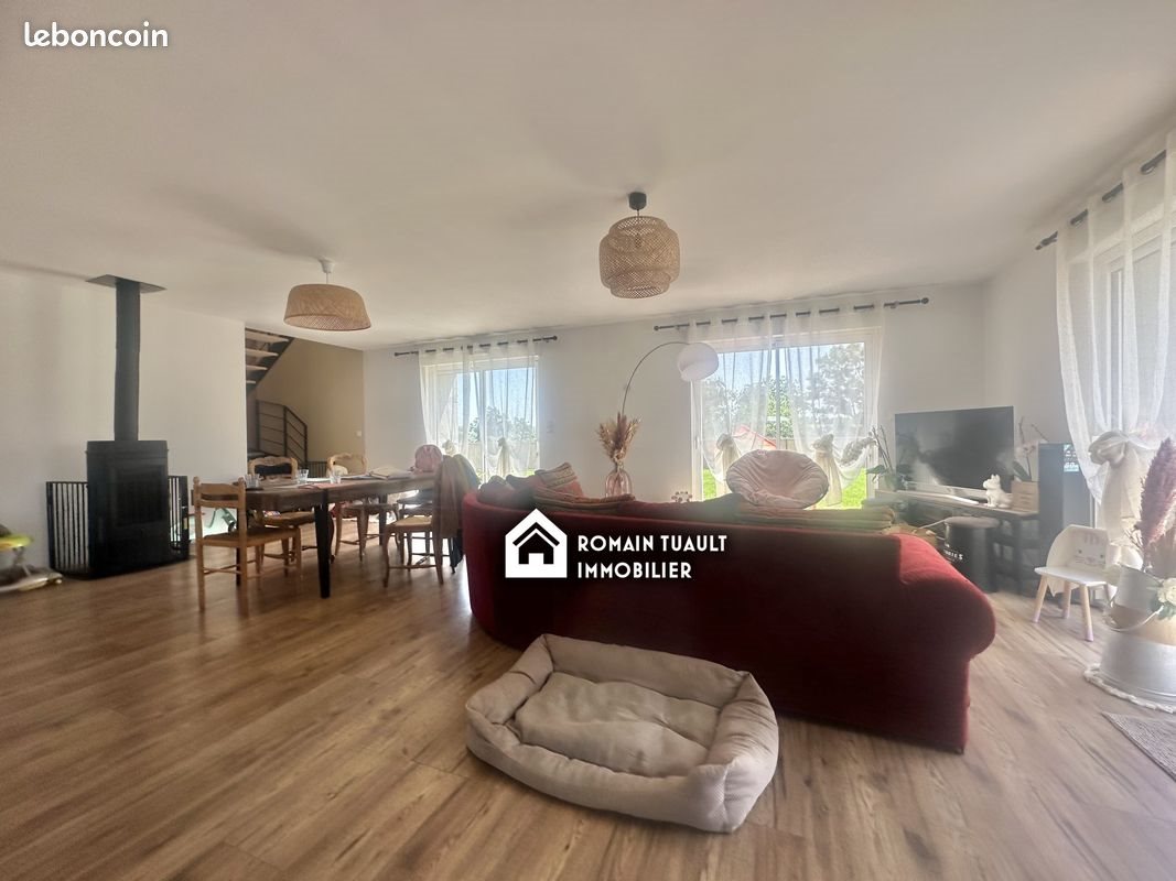 Maison à vendre, 147m², Quelaines-Saint-Gault