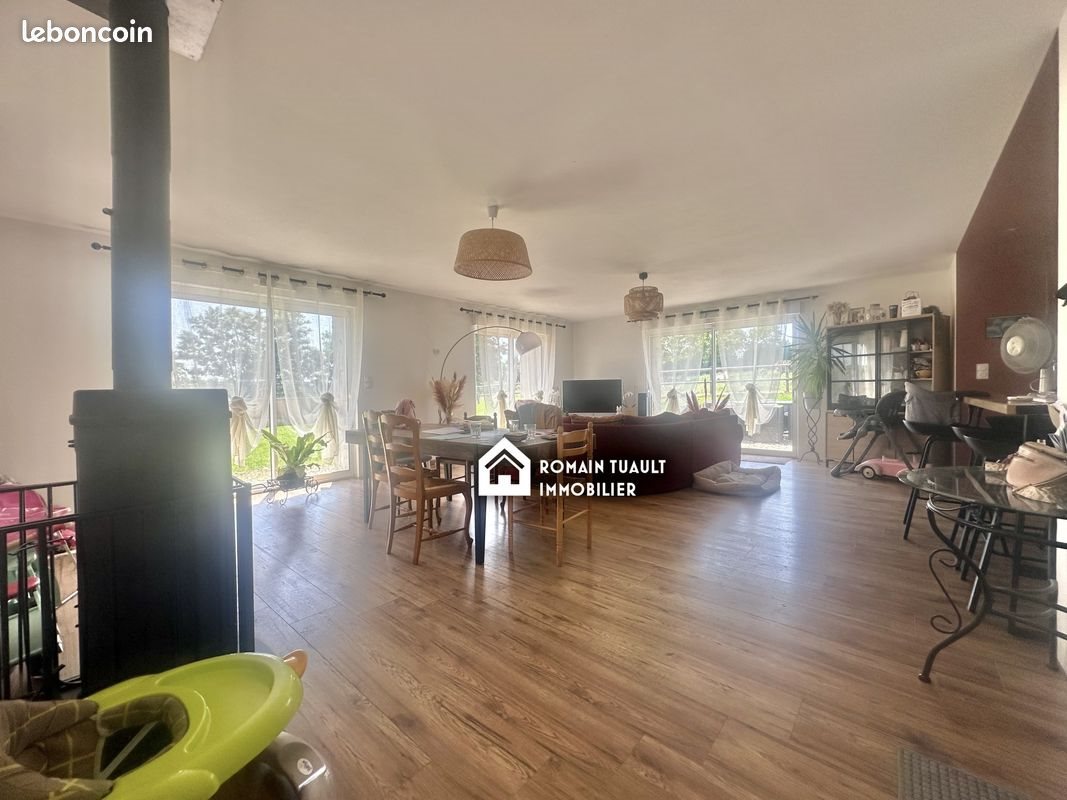Maison à vendre, 147m², Quelaines-Saint-Gault