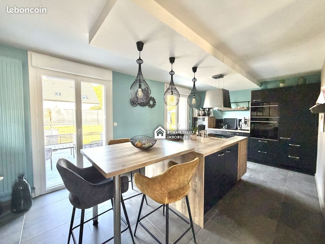 Maison à vendre, 122m², L'Huisserie
