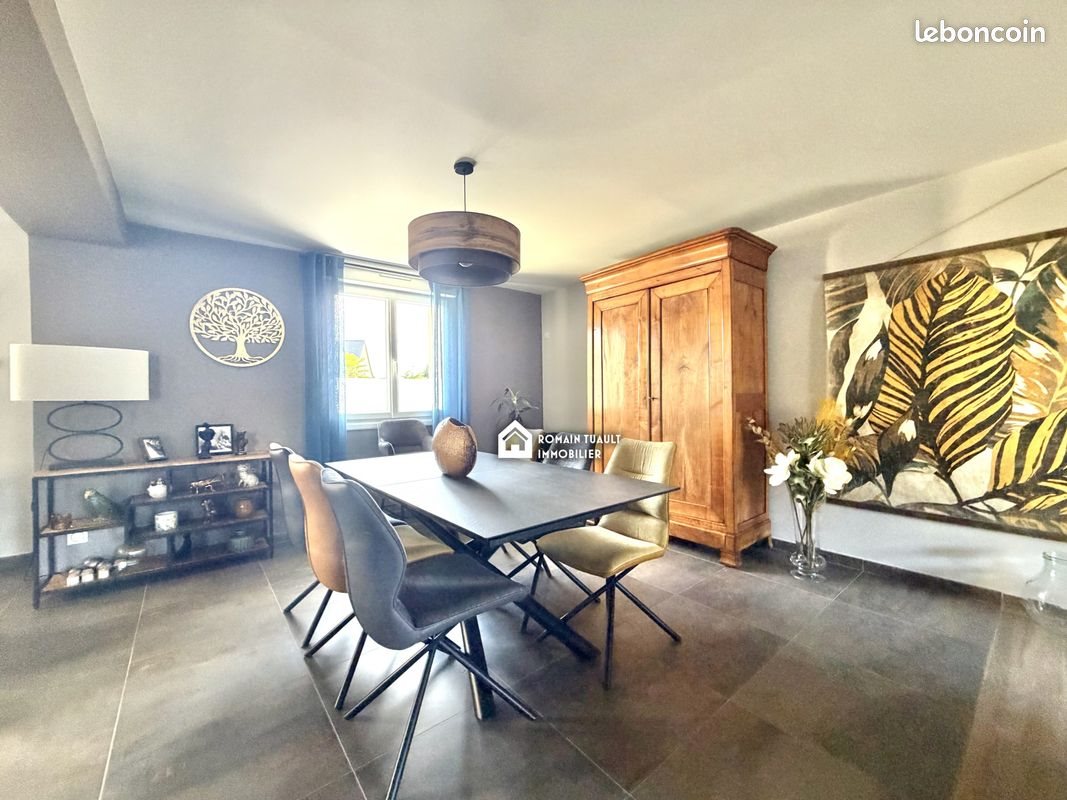 Maison à vendre, 122m², L'Huisserie