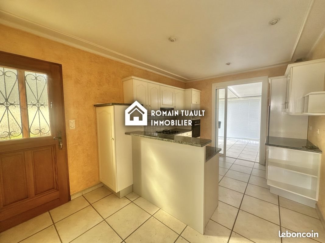 Maison à vendre, 85m², Quelaines-Saint-Gault