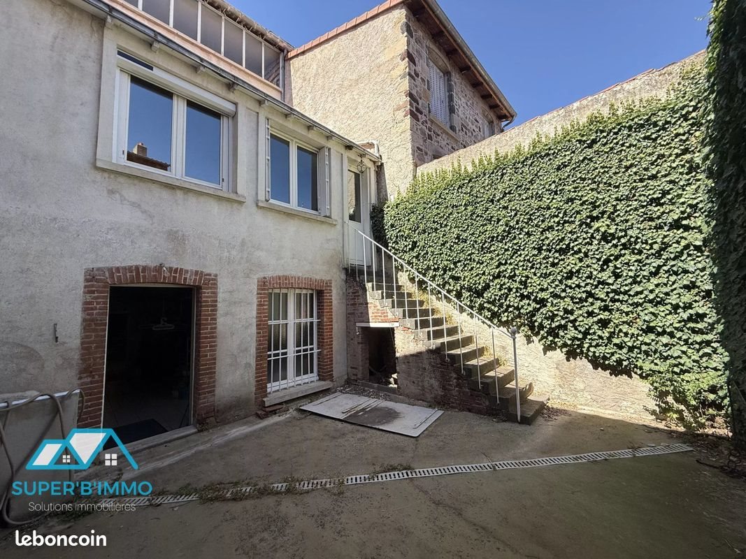 Maison à vendre, 253m², Brioude