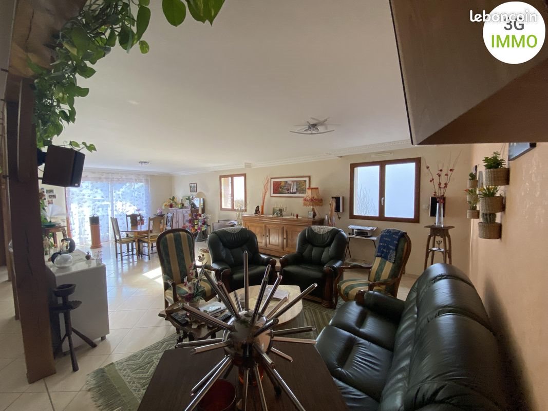 Maison à vendre, 141m², Pacé