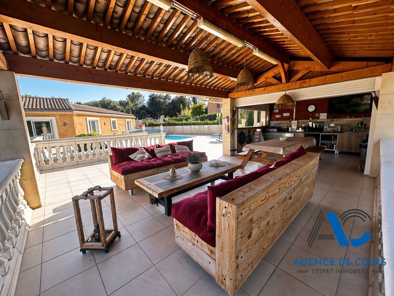Maison à vendre, 282m², Méounes-lès-Montrieux