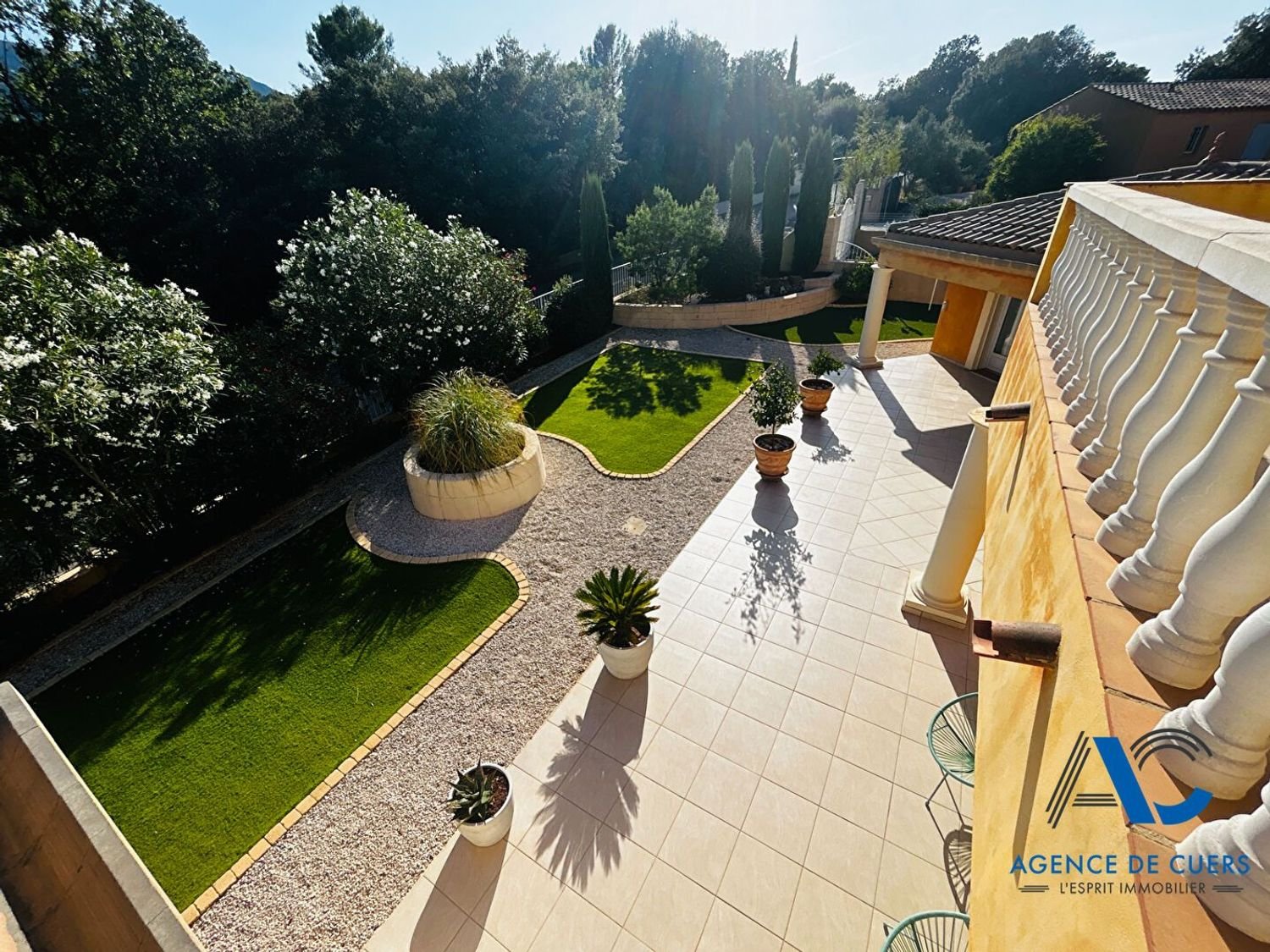 Maison à vendre, 282m², Méounes-lès-Montrieux
