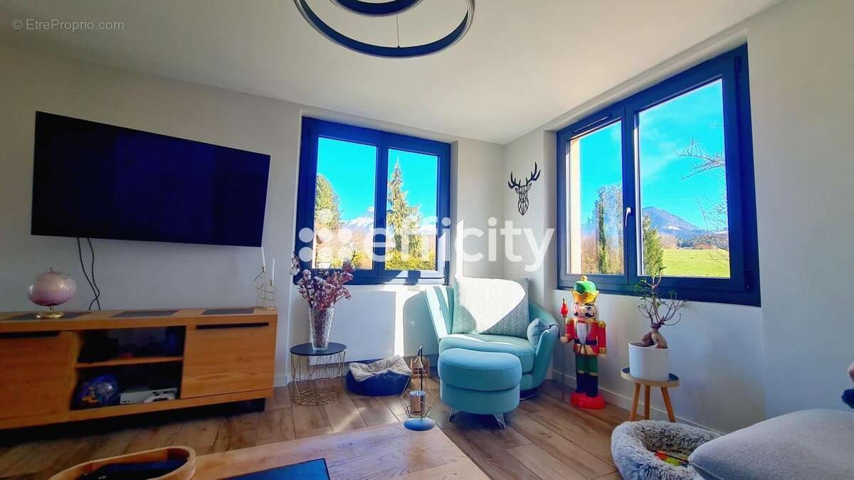 Maison à vendre, 200m², Saint-Paul-en-Chablais