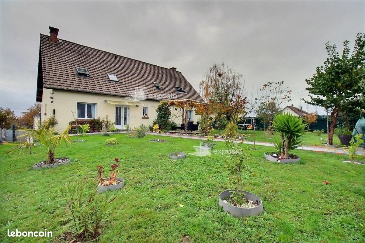 Maison à vendre, 235m², Lisses